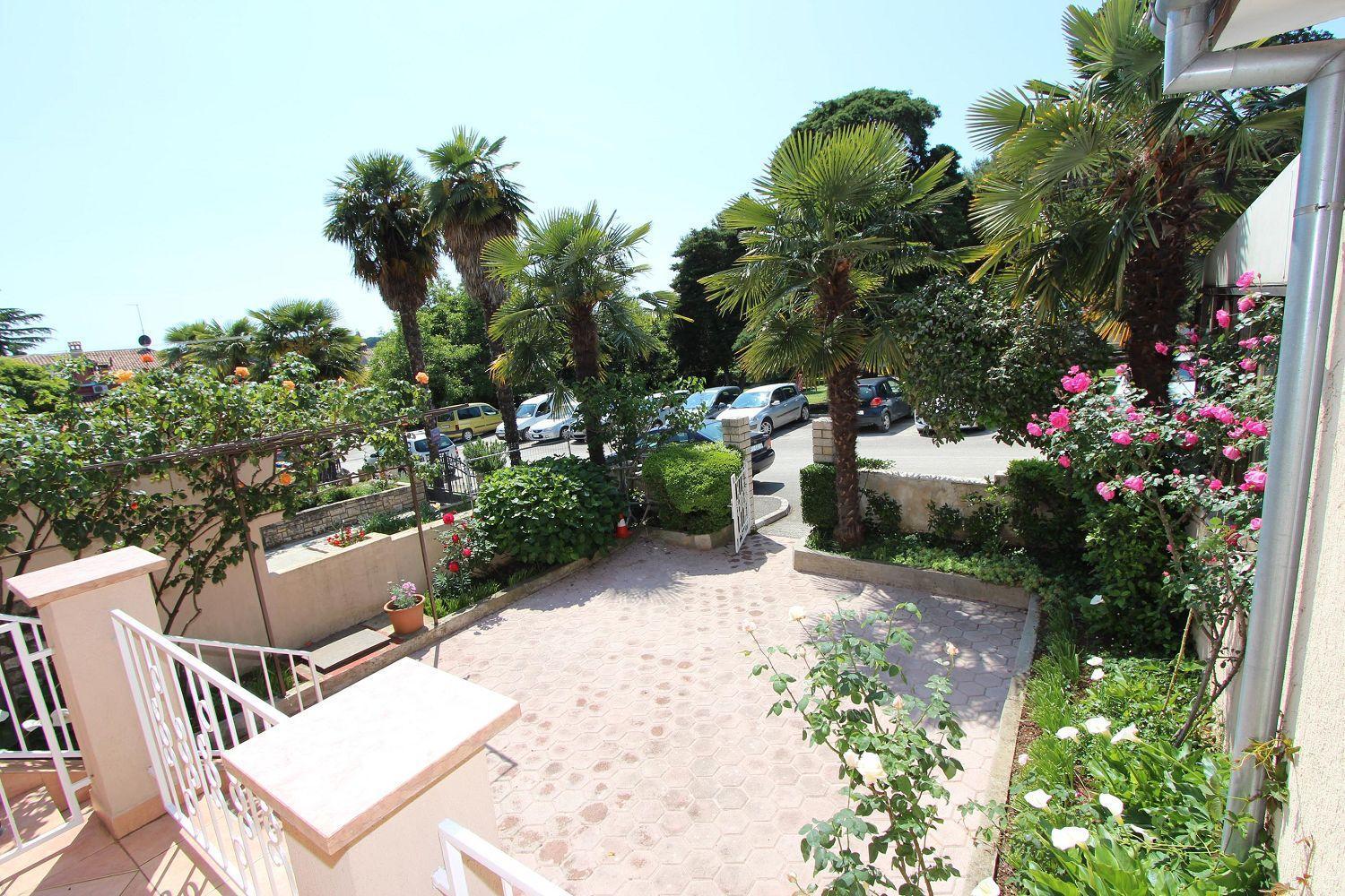 Komfortables Nur 5 Minuten Zum Zentrum Von Apartament Rovinj